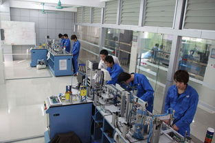 智造浪潮下的制造业变革 GPS导航技术的创新驱动